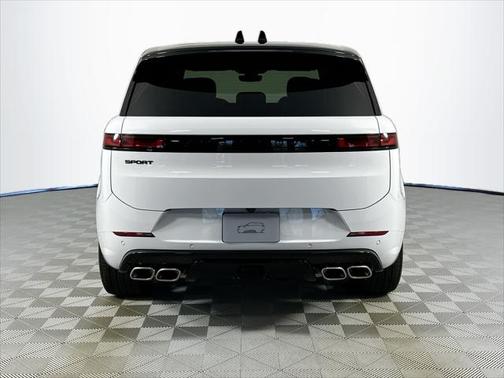2025 Land Rover Range Rover Sport SE