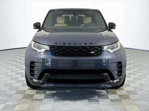 2025 Land Rover Discovery P360 Dynamic SE