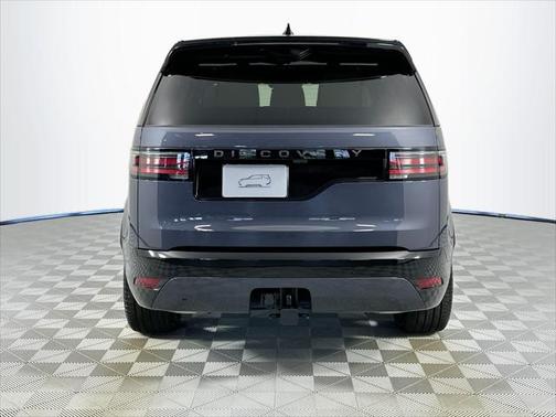 2025 Land Rover Discovery P360 Dynamic SE