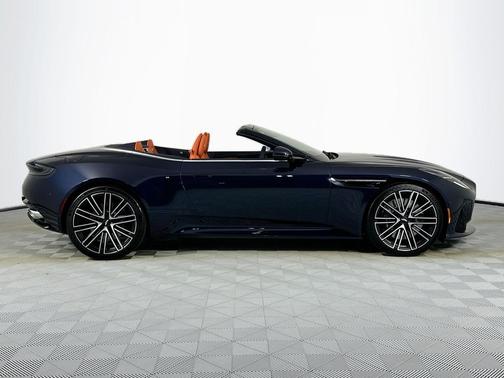 2026 Aston Martin DB12 Volante