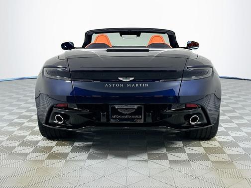 2026 Aston Martin DB12 Volante