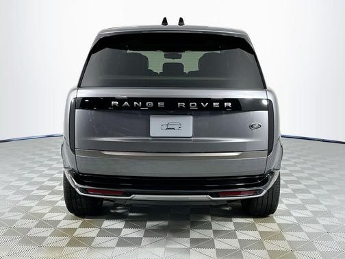 2023 Land Rover Range Rover P400 SE