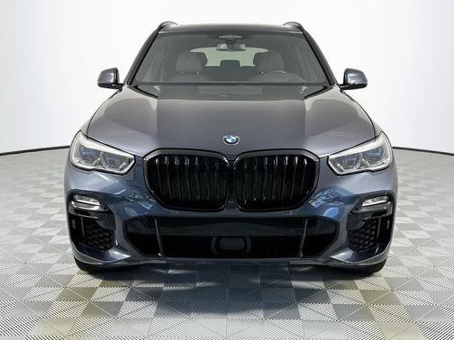 2021 BMW X5 M50i