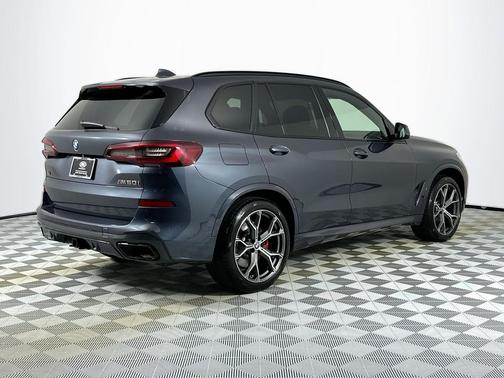 2021 BMW X5 M50i