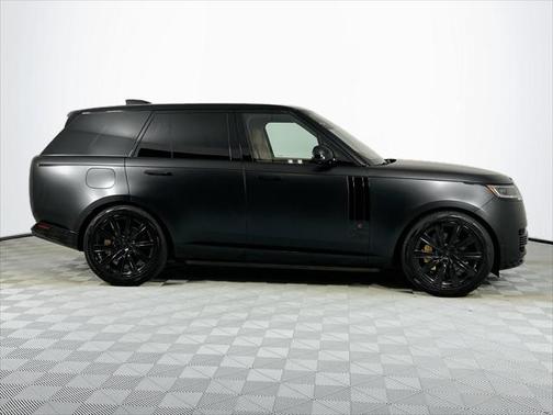2023 Land Rover Range Rover SV