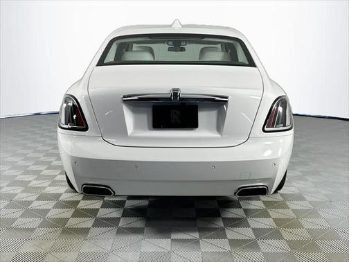 2025 Rolls-Royce Ghost