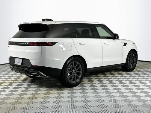 2025 Land Rover Range Rover Sport SE