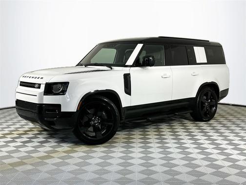 2025 Land Rover Defender 130 P400 X-Dynamic SE