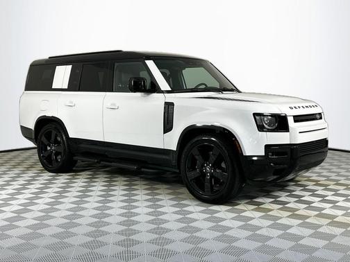 2025 Land Rover Defender 130 P400 X-Dynamic SE