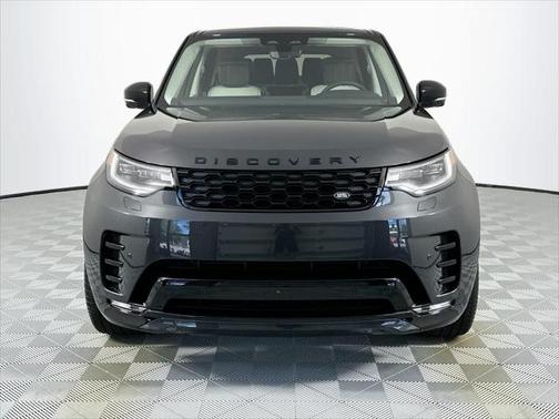 2025 Land Rover Discovery P360 Dynamic SE