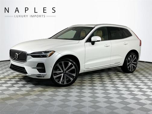 2023 Volvo XC60 B5 Ultimate Bright Theme