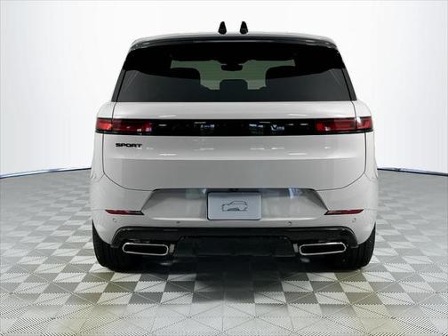 2025 Land Rover Range Rover Sport SE