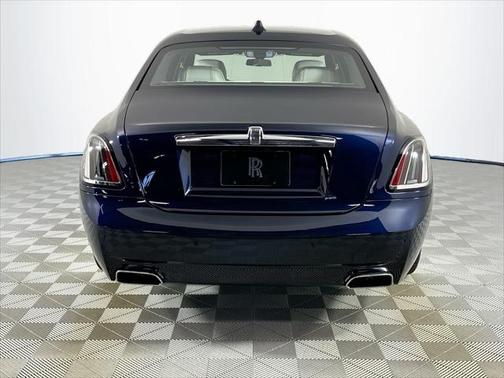 2025 Rolls-Royce Ghost