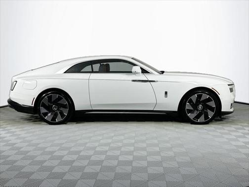 2024 Rolls-Royce Spectre 
