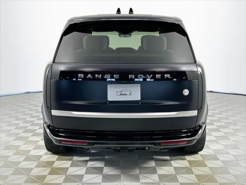 2023 Land Rover Range Rover SV