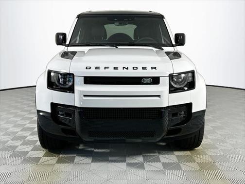 2025 Land Rover Defender 110 P400 X-Dynamic SE