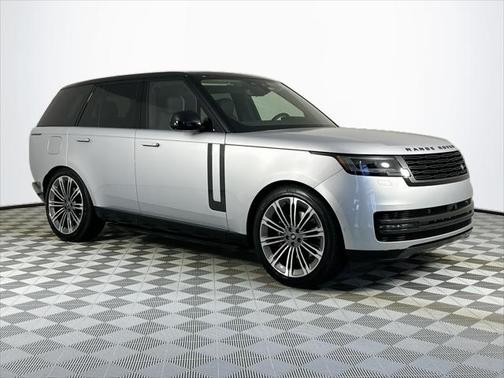 2025 Land Rover Range Rover P400 SE