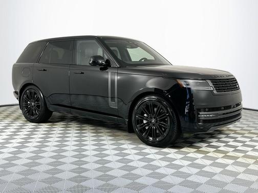 2024 Land Rover Range Rover P530 SE