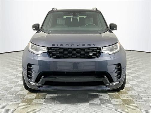 2025 Land Rover Discovery P300 Dynamic SE