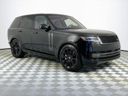 2023 Land Rover Range Rover P530 SE