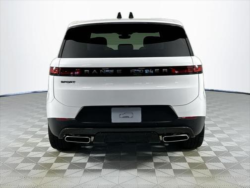 2025 Land Rover Range Rover Sport SE