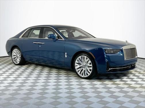 2025 Rolls-Royce Ghost