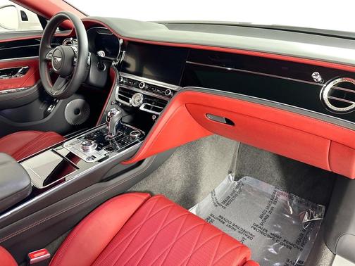 2022 Bentley Flying Spur V8