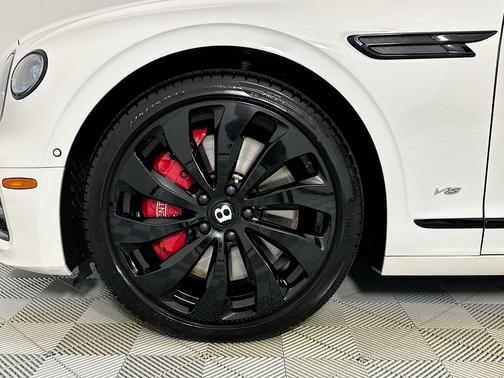 2022 Bentley Flying Spur V8