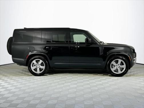 2025 Land Rover Defender 130 P300 S