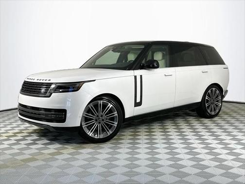 2025 Land Rover Range Rover P400 SE 7 Seat