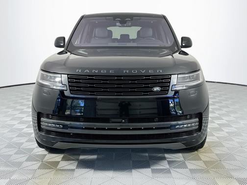 2023 Land Rover Range Rover P400 SE
