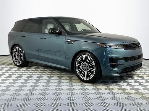 2025 Land Rover Range Rover Sport SE