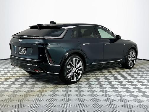 2024 Cadillac LYRIQ Luxury