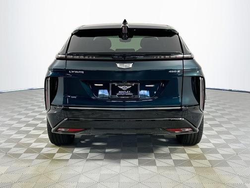2024 Cadillac LYRIQ Luxury