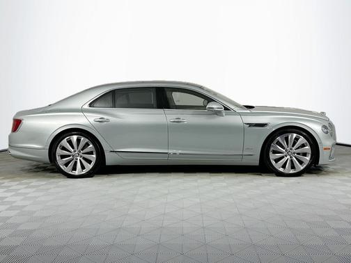 2026 Bentley Flying Spur Base
