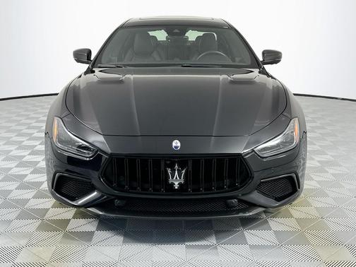 2022 Maserati Ghibli Trofeo