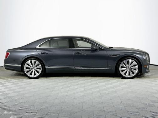 2026 Bentley Flying Spur Base
