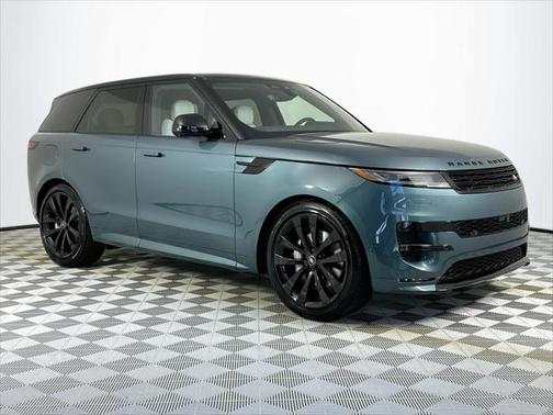 2025 Land Rover Range Rover Sport SE