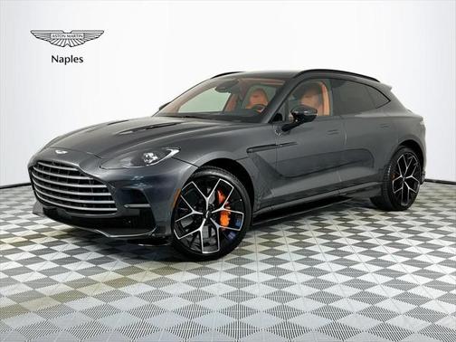 2025 Aston Martin DBX 707