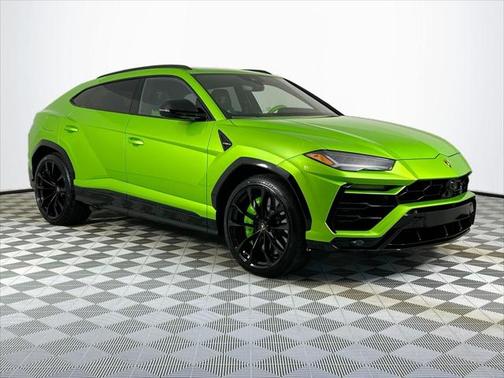 2022 Lamborghini Urus Graphite Capsule