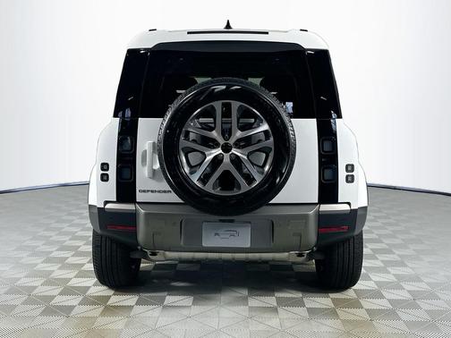 2026 Land Rover Defender P300 S