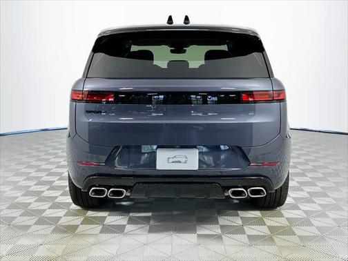 2025 Land Rover Range Rover Sport SE