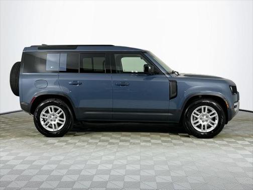 2024 Land Rover Defender 110 P300