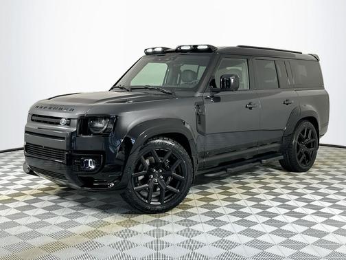 2025 Land Rover Defender V8