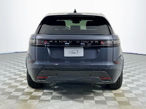 2026 Land Rover Range Rover Velar P250 SE R-Dynamic