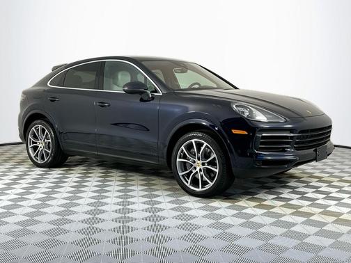 2022 Porsche Cayenne Cayenne