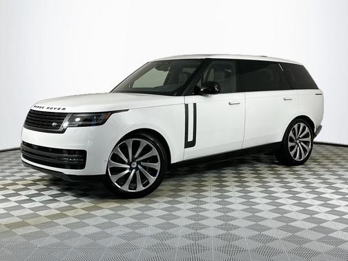 2025 Land Rover Range Rover P530 SE 7 Seat