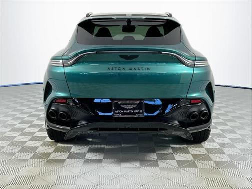 2025 Aston Martin DBX 707