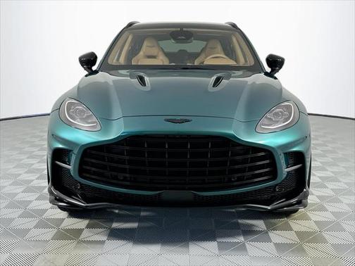 2025 Aston Martin DBX 707