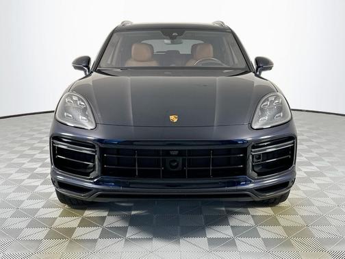2022 Porsche Cayenne Cayenne Turbo S E-Hybrid